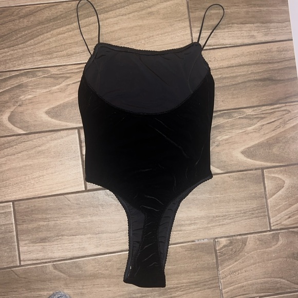 Velvet Bodysuit - Picture 6 of 6